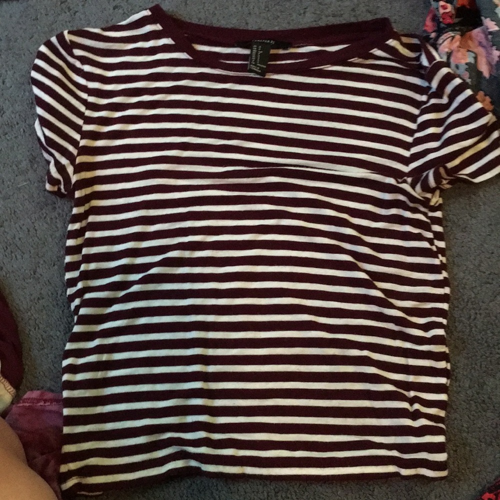 cute aesthetic tee cropped